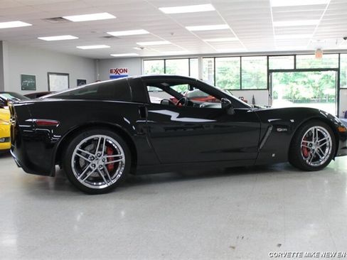 Used 2008 Chevrolet Corvette Z06 w/ Preferred Equipment Group RWD image 13
