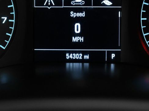 Used 2019 Chevrolet Colorado W/T image 18