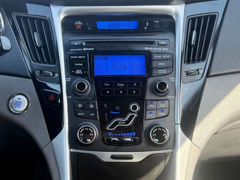 Used 2013 Hyundai Sonata Limited image 16