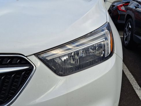 Certified 2022 Buick Encore Preferred w/ Safety Package image 7