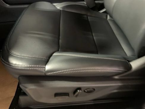New 2026 Ford Expedition Max Platinum w/ Stealth Appearance Package AWD/4WD image 12