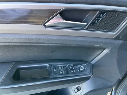 Used 2019 Volkswagen Atlas SE AWD/4WD image 14