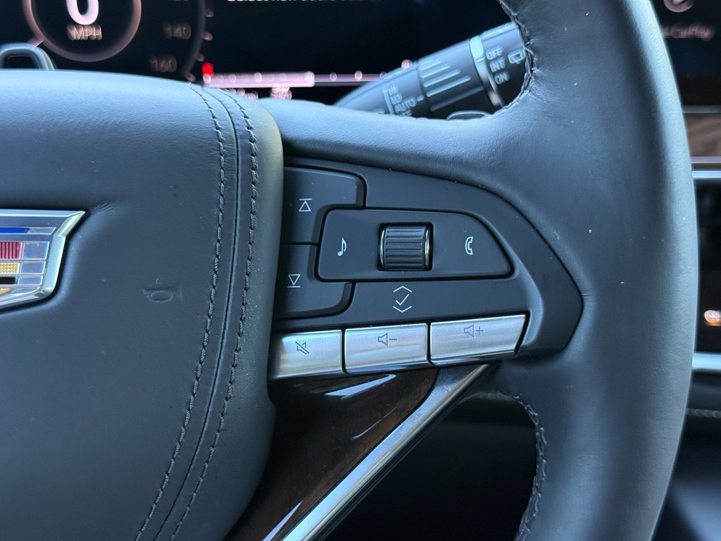 Used 2023 Cadillac Escalade ESV Sport Platinum w/ Heavy-Duty Trailer Package AWD/4WD image 33