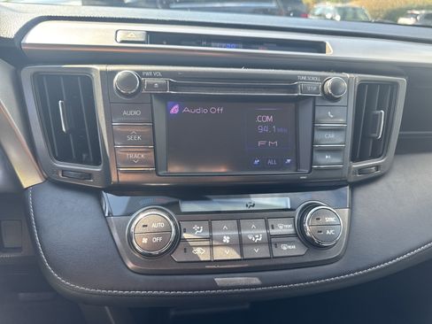 Used 2013 Toyota RAV4 XLE image 17
