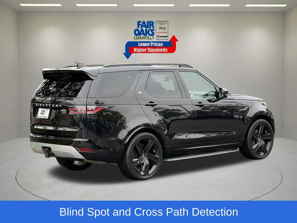 Used 2023 Land Rover Discovery Metropolitan Edition AWD/4WD image 7