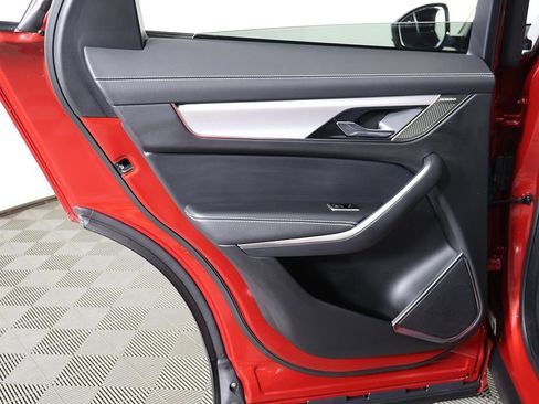 Used 2024 Jaguar F-PACE R-Dynamic S image 29