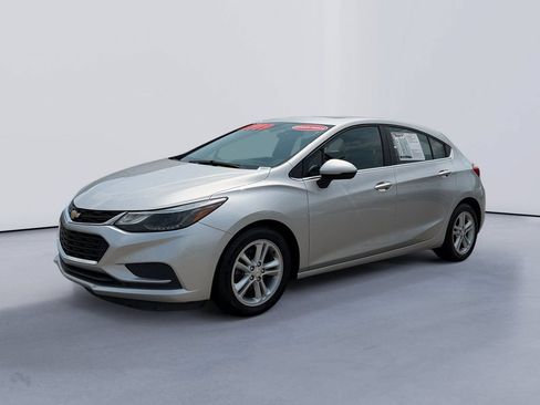 Used 2017 Chevrolet Cruze LT w/ Sun And Sound Package FWD image 7