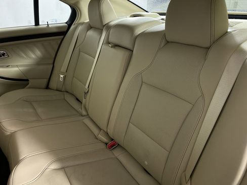 Used 2018 Ford Taurus Limited w/ Driver Assist Package image 13