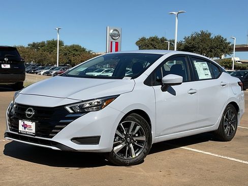 New 2025 Nissan Versa SV w/ Trunk Package image 2