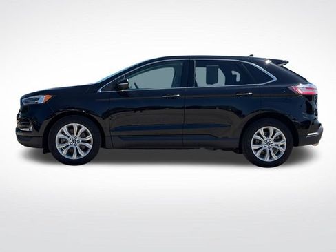 Used 2022 Ford Edge Titanium w/ Equipment Group 301A AWD/4WD image 27