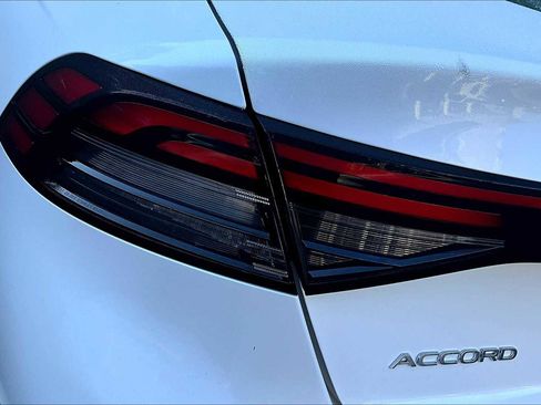 New 2025 Honda Accord SE image 12