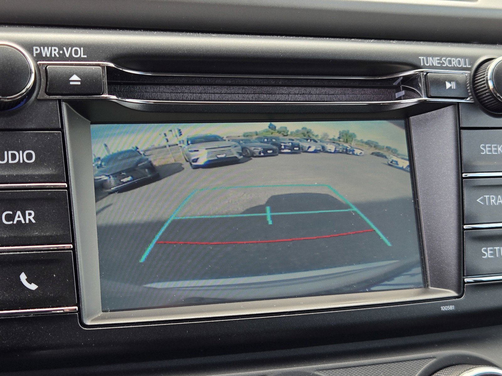 Used 2016 Toyota RAV4 LE FWD image 14