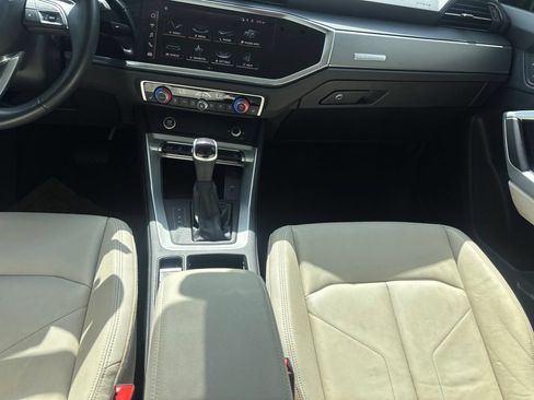 Used 2023 Audi Q3 2.0T Premium AWD/4WD image 17