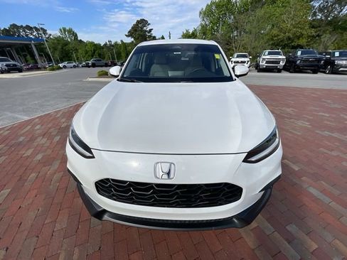 Used 2025 Honda HR-V LX image 2