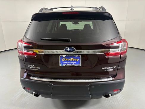 Used 2023 Subaru Ascent Touring AWD/4WD image 7