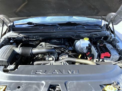 Used 2019 RAM 1500 Laramie image 24