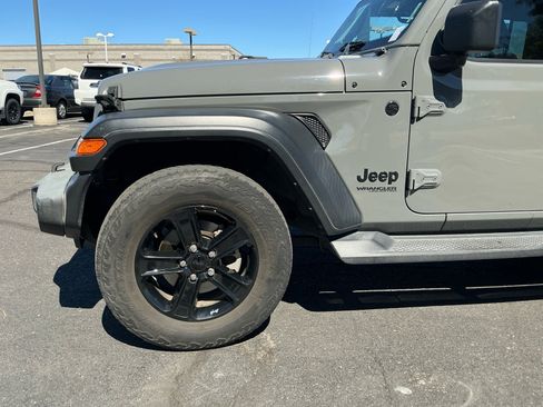 Used 2022 Jeep Wrangler Unlimited Sport image 26