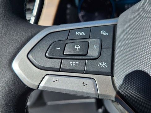 New 2026 Volkswagen Atlas SE image 24