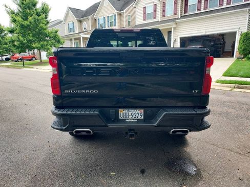 Used 2024 Chevrolet Silverado 1500 LT Trail Boss w/ LT Trail Boss Premium Package AWD/4WD image 6
