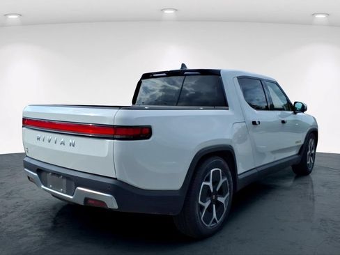 Used 2022 Rivian R1T Adventure AWD/4WD image 14