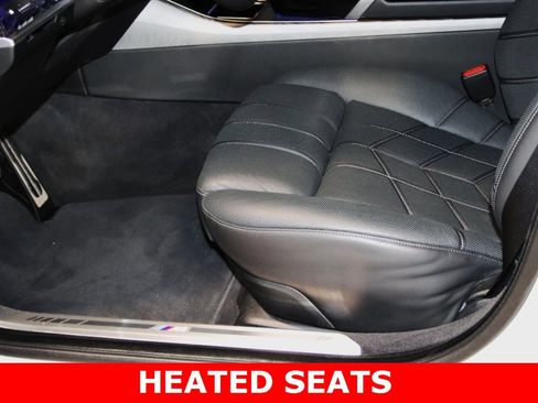Used 2023 BMW 760i xDrive image 14