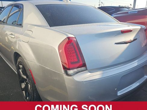 Used 2021 Chrysler 300 S RWD image 5