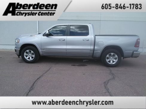 Used 2022 RAM 1500 Laramie AWD/4WD image 1