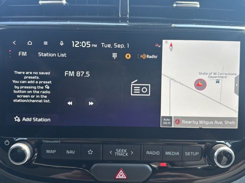Certified 2025 Kia Soul S FWD image 16