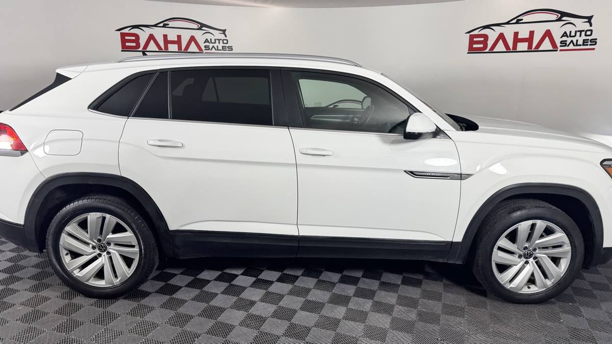 Used 2021 Volkswagen Atlas Cross Sport SE FWD image 8