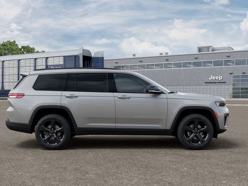New 2026 Jeep Grand Cherokee L Limited AWD/4WD image 21