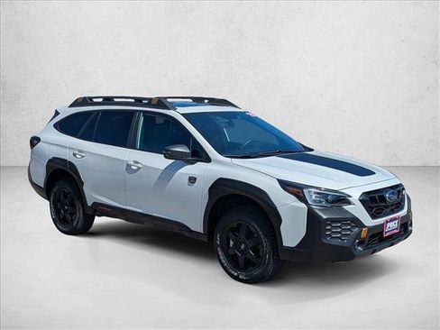 Used 2025 Subaru Outback Wilderness AWD/4WD image 3