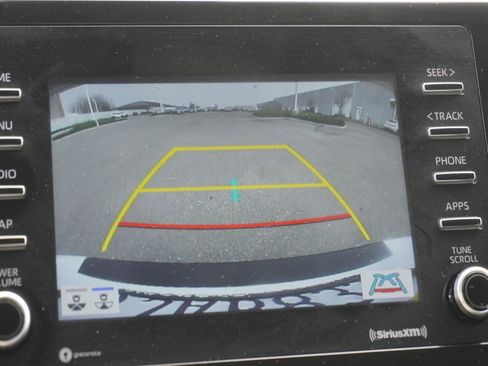 Used 2024 Toyota Camry SE image 22