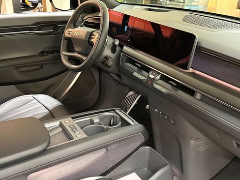 New 2026 Kia EV9 GT-Line image 16
