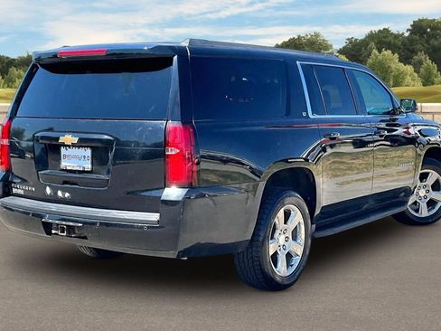 Used 2016 Chevrolet Suburban LT AWD/4WD image 12