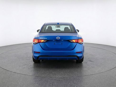 Used 2025 Nissan Sentra SV image 7