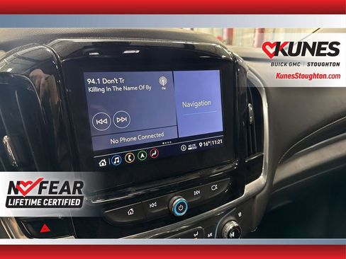 Used 2021 Chevrolet Traverse Premier w/ Redline Edition image 28