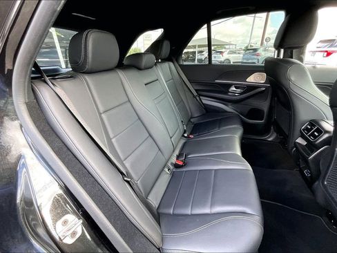 Used 2025 Mercedes-Benz GLE 350 4MATIC image 37
