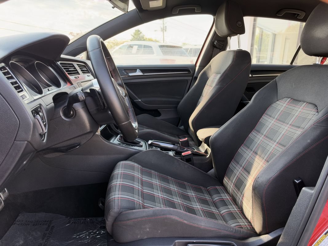 Used 2017 Volkswagen GTI S FWD image 12
