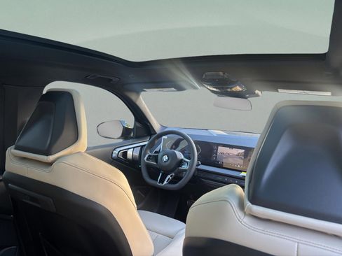 Used 2026 BMW X3 xDrive30 w/ M Sport Package image 36