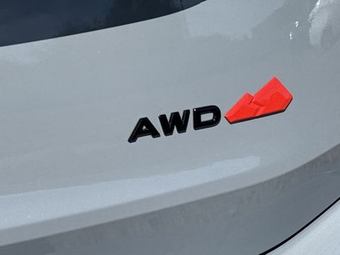 New 2026 Nissan Rogue SV image 10