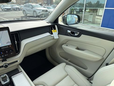 New 2026 Volvo XC60 B5 Ultra w/ Climate Package image 13