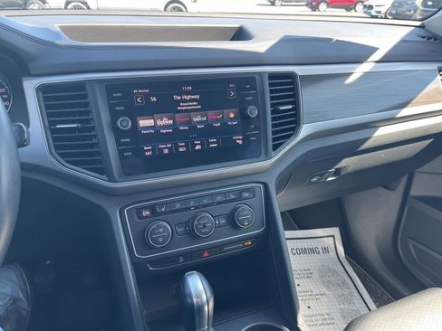 Used 2019 Volkswagen Atlas SE image 18