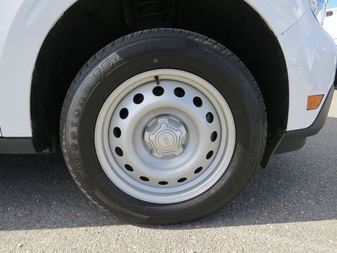 Used 2022 Ford Maverick XL image 11