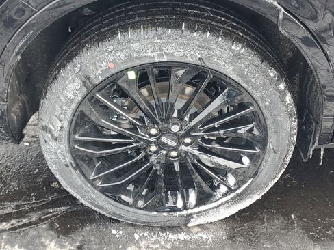 New 2026 Lincoln Corsair Premiere image 5