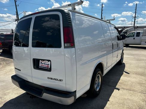 Used 2001 Chevrolet Express 1500 RWD image 5