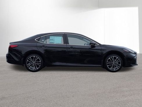 New 2026 Toyota Camry XLE image 4