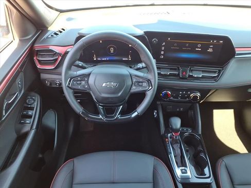 Certified 2024 Chevrolet TrailBlazer RS w/ Driver Confidence Package AWD/4WD image 17