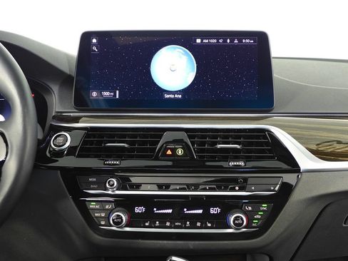 Used 2023 BMW 530e RWD image 26