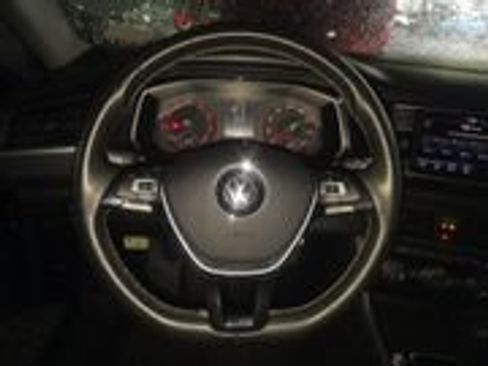 Used 2021 Volkswagen Jetta SE w/ SE Cold Weather Package FWD image 13