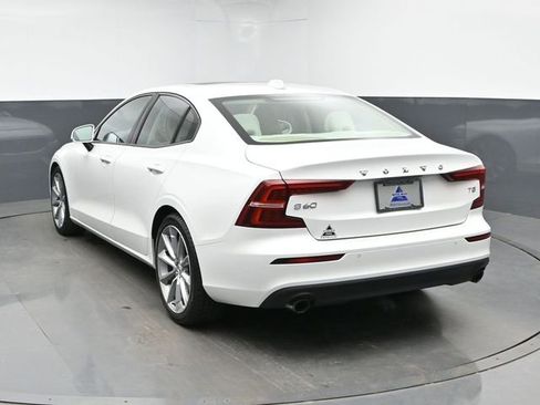 Used 2020 Volvo S60 T5 Momentum FWD image 8
